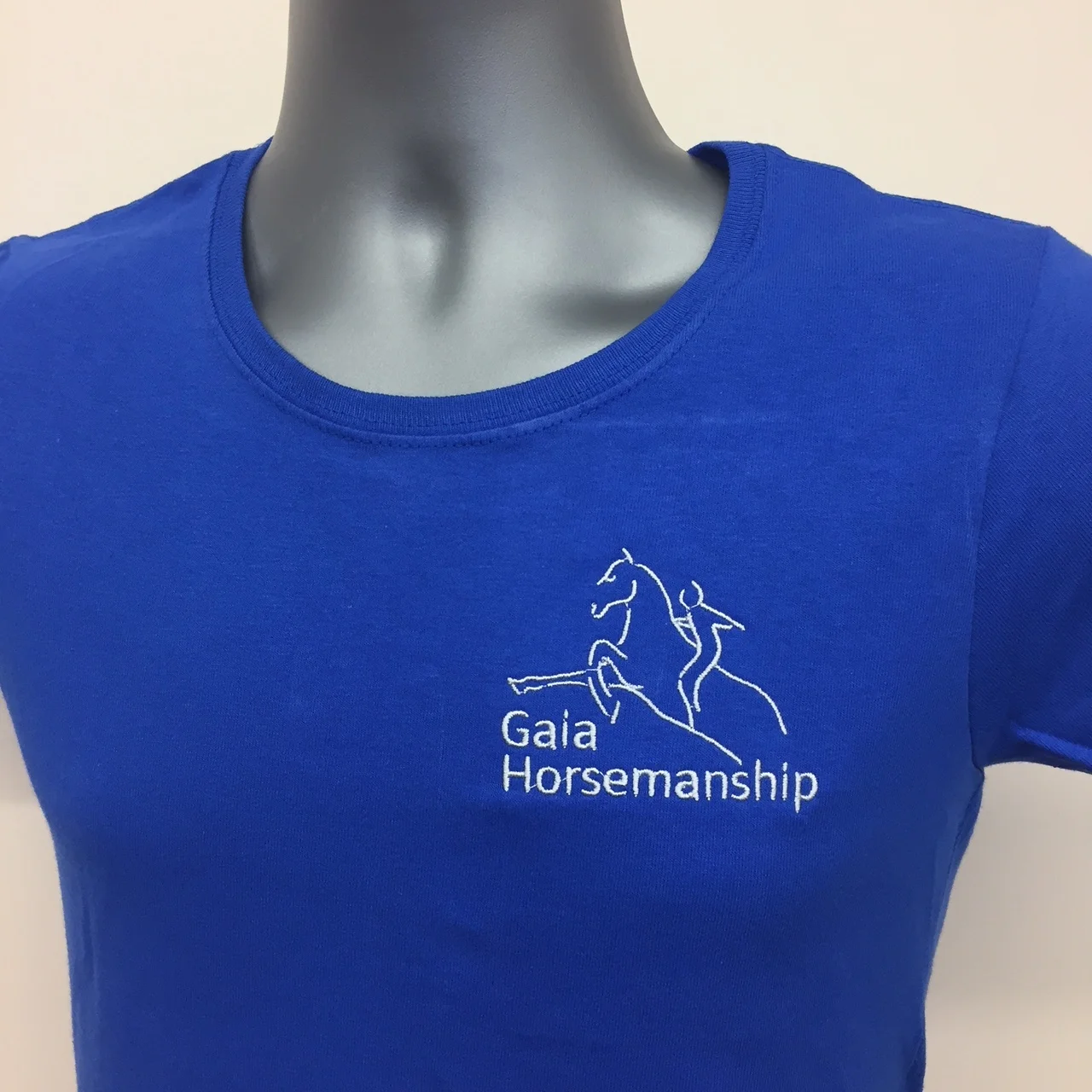 personalised_embroidered_tee_tplequestrian_(3).JPG
