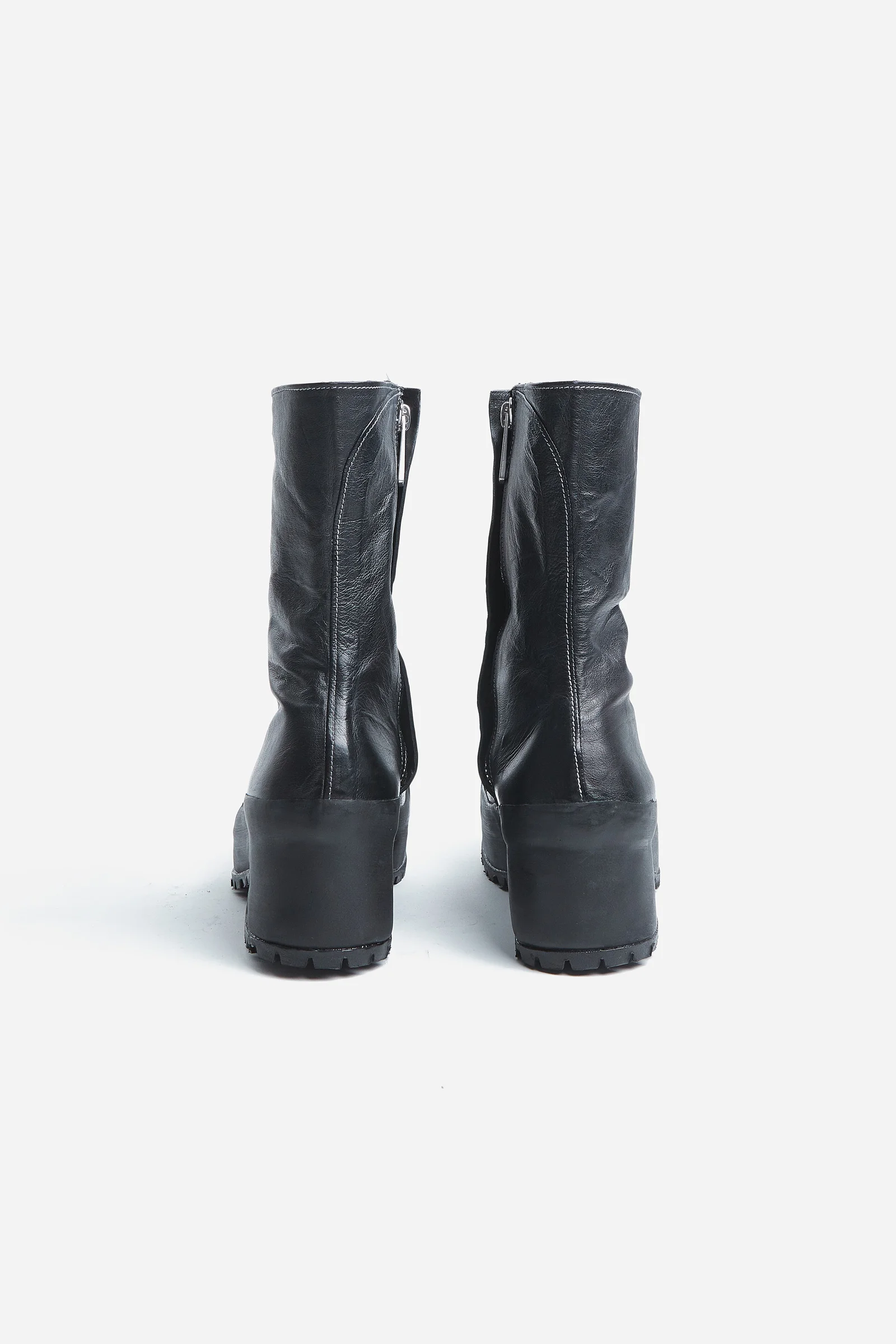 FUSE-BOOTS-BACK.jpg