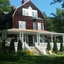 Deer+Park+Inn+.jpg