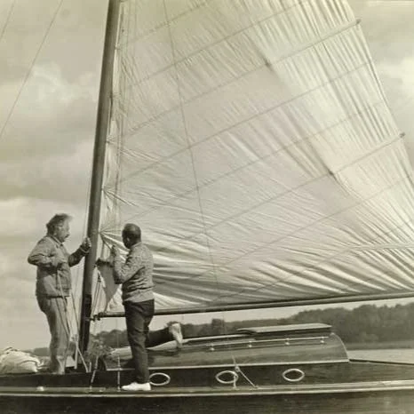 einstein-sailing-deep-creek.jpg