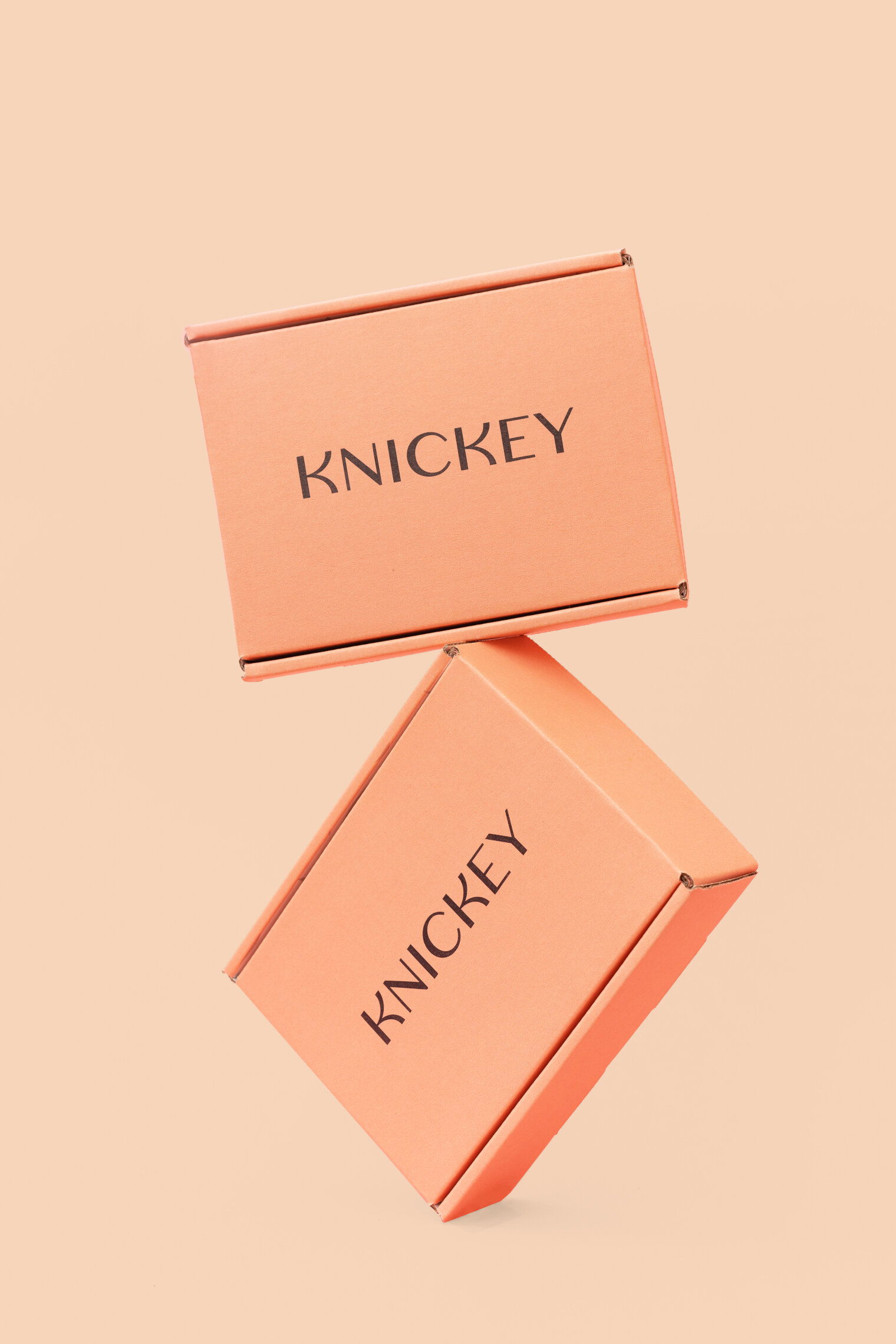 Knickey underwear: behind the scene — SustainYourStyle