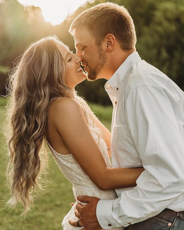 Any day spent with you is my favorite day. So, today is my new favorite day ❤️ #lovephotography #lovequotes #siouxfallssd #southdakota #southdakotaphotographer #siouxfallsphotography #newlyweds #goldenhour