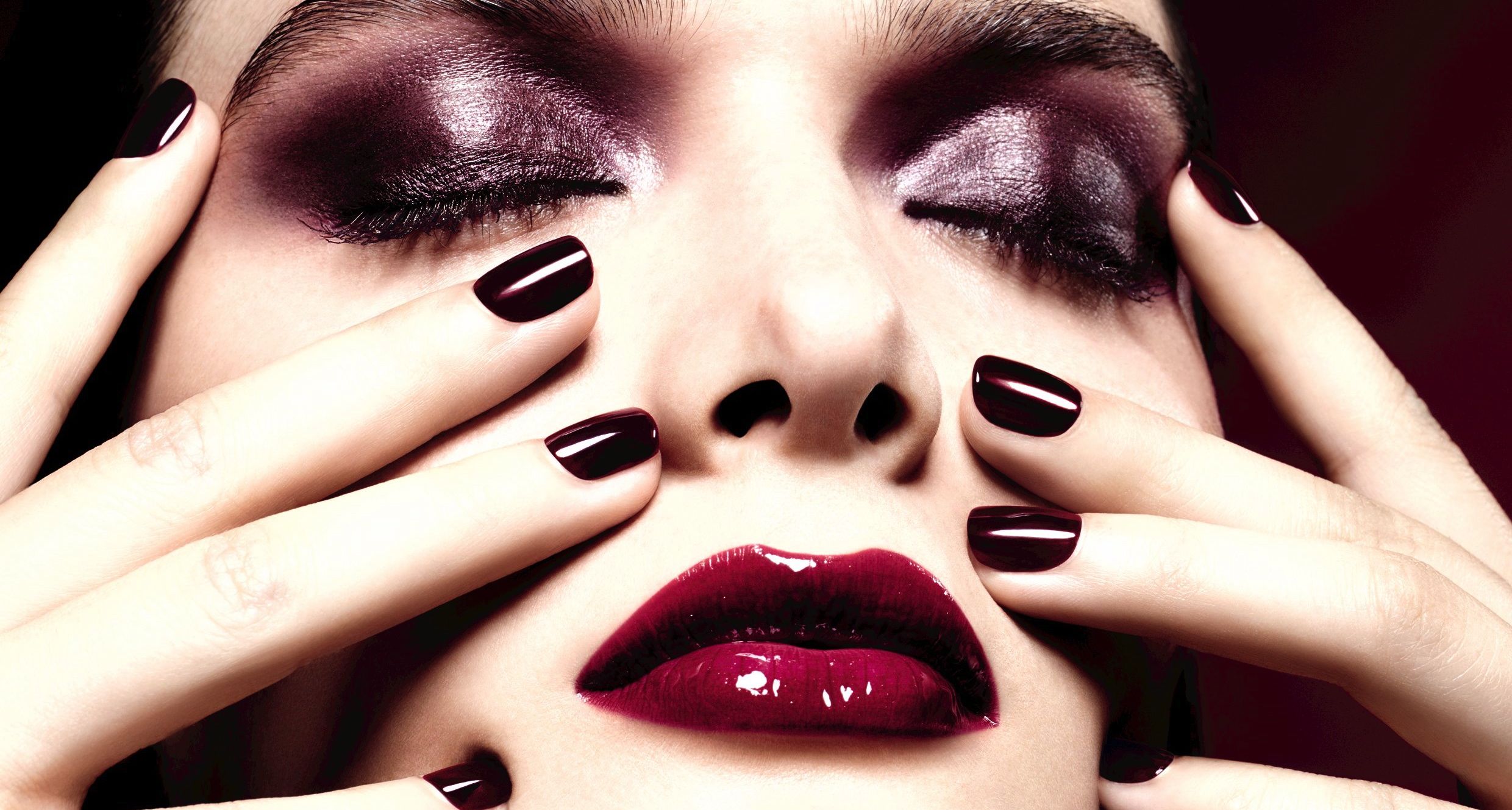 Chanel Rouge Noir Collection