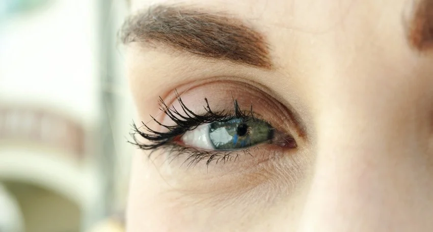 Beauty Clinic: Help me beef up my brows!