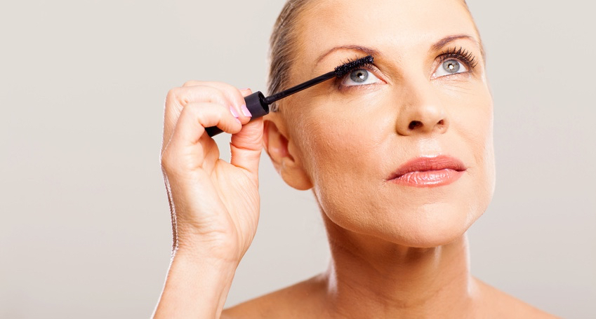 Beauty Clinic: Older eye make-up tutorial