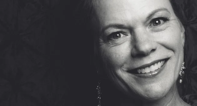Beautiful-Smiling-Woman-630x338.jpg