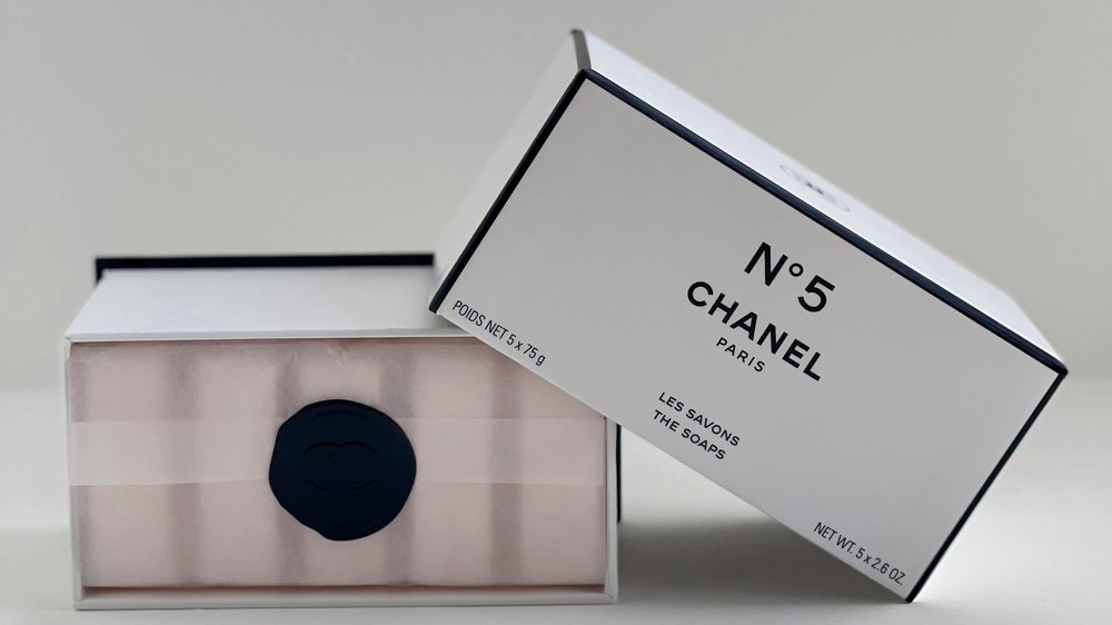 Chanel No 5 Perfume Hand Soap Cakes With Box & Plastic Dish 