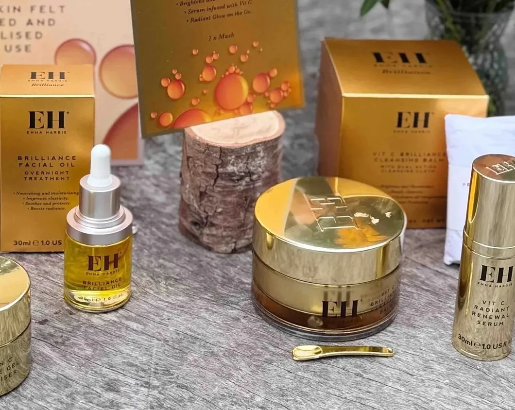Fab Find of the Week: @emmahardieskincare Vit C newness 🫶

Since it was launched, when Jo looks in the mirror and sees&hellip; well, a grey face looking back, she has reached for Emma Hardie Vit C Radiance Gel Moisturiser, which launched a wee while