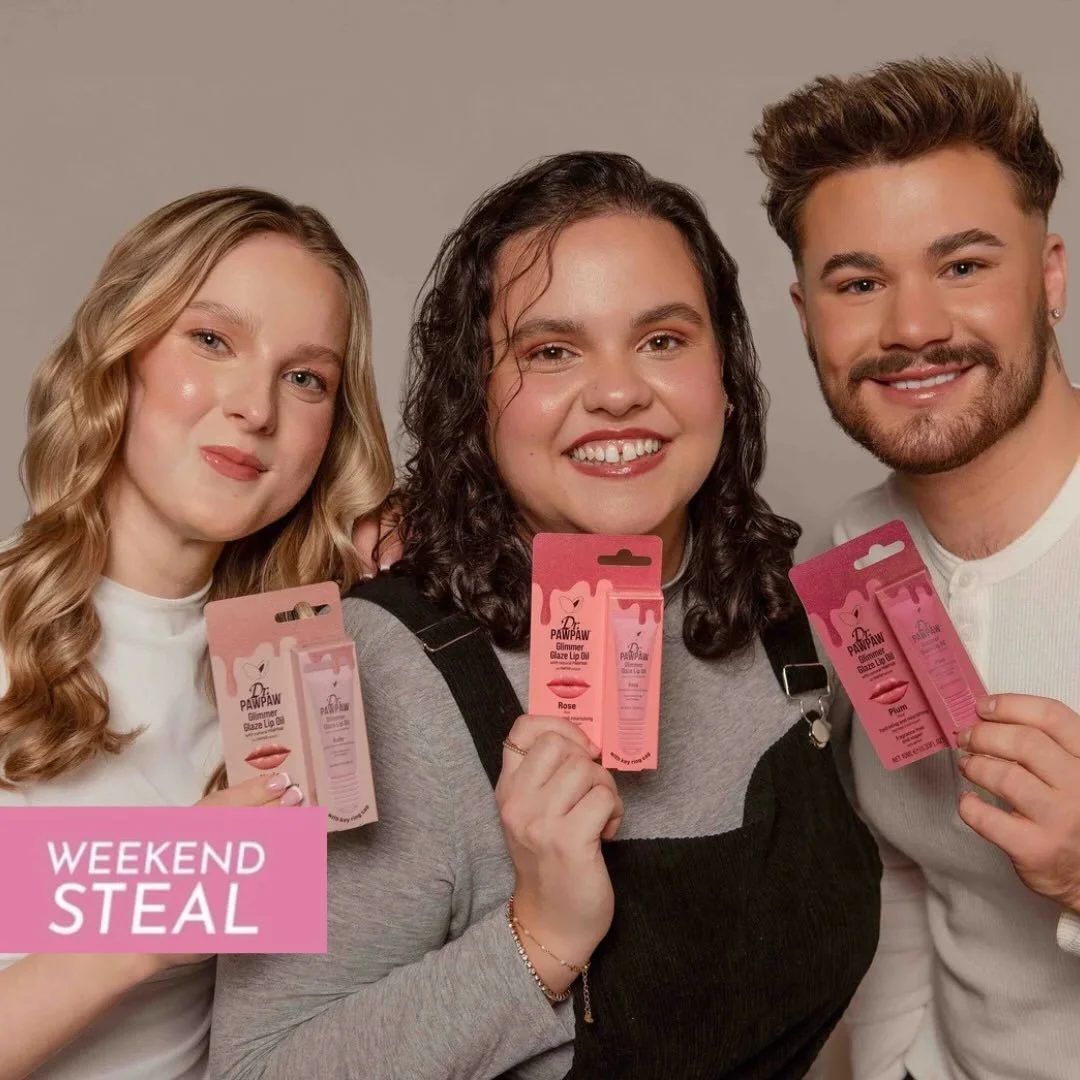 Beauty Bible Weekend Steal: @dr.pawpaw x @teenage_cancer Glimmer Glaze Lip Oils 💖

A lovely collaboration, here. We are longstanding fans of the work that the Teenage Cancer Trust does, supporting young people through what can be a scary and bewilde