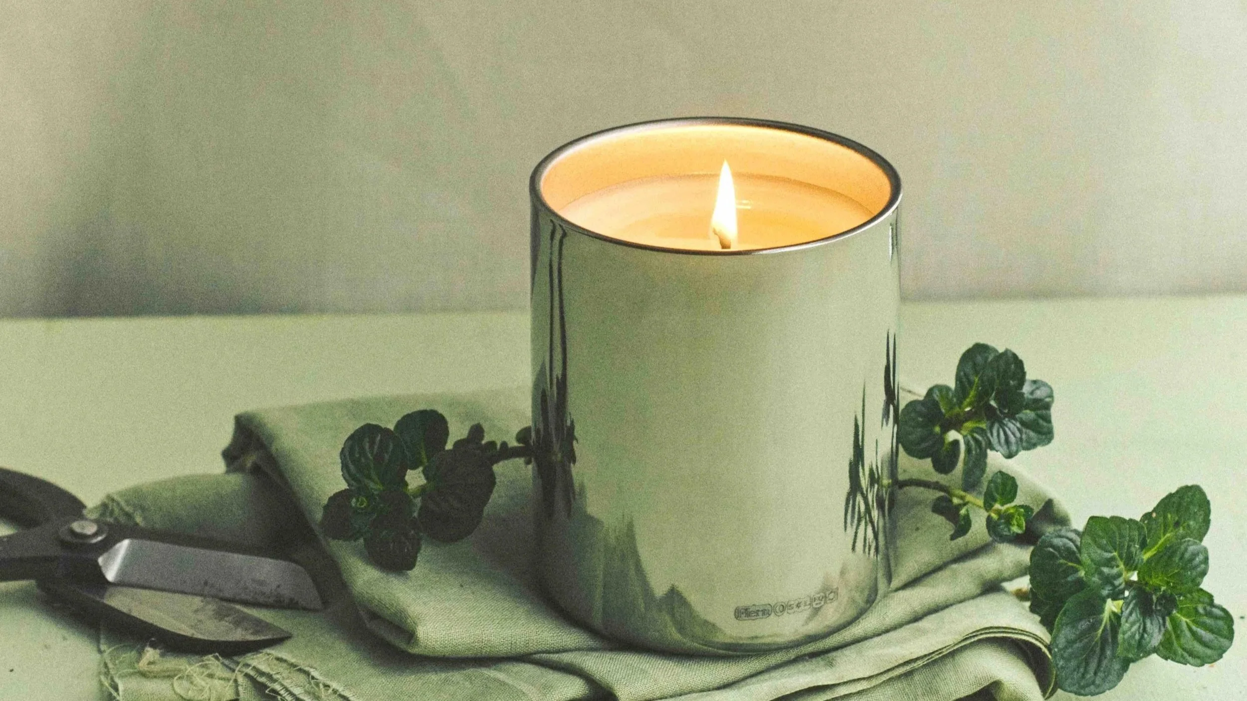 Beauty Bible Loves... Ffern Spring 26 Perfumer’s Candle 