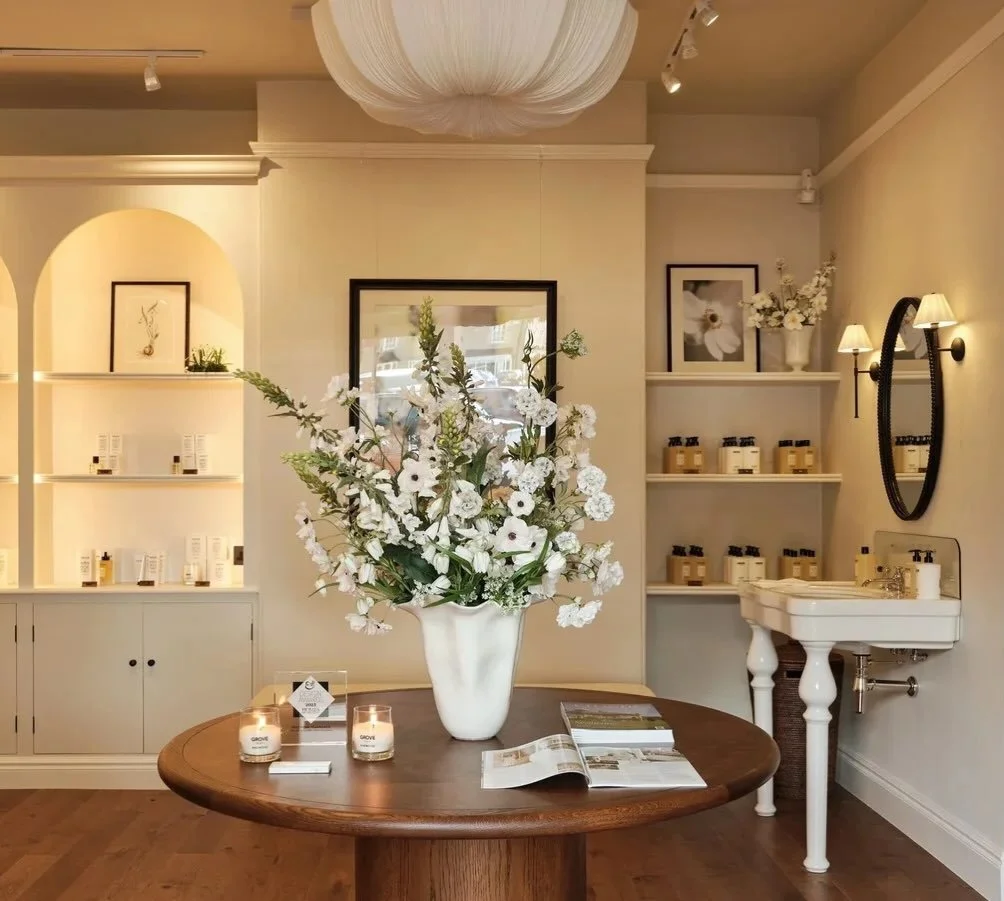 Shops We Love: @grove_england flagship 😍

As if the Cotswolds wasn&rsquo;t filled with enough beauty and gorgeousness, another lovely emporium has flung open its door in too-too-picturesque Stow-on-the-Wold. 

We&rsquo;ve written about Grove England