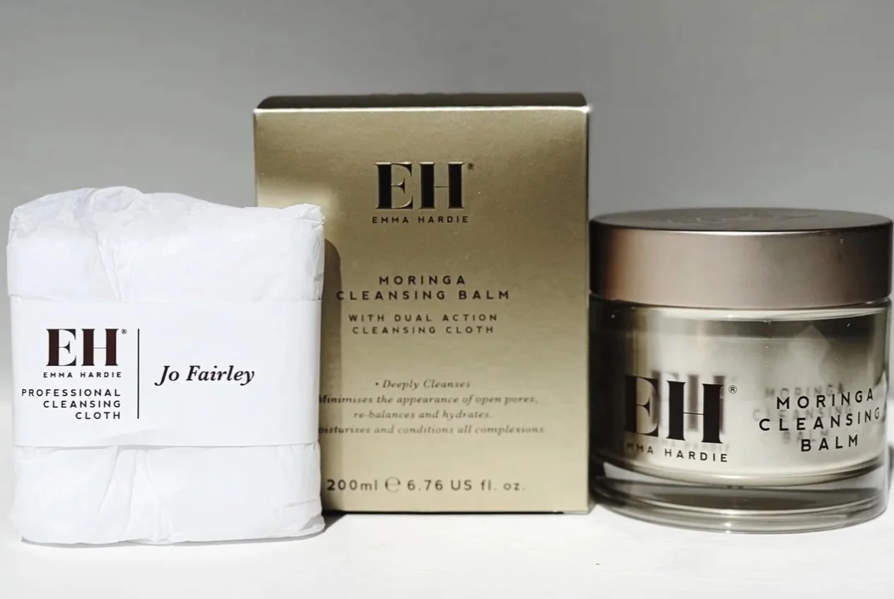 Fab Find of the Week: @emmahardieskincare Moringa Cleansing Balm Supersize Edition 🤍

Long celebrated by Beauty Bible for its gloriously comforting texture, the spa-like scent and seriously effective performance of this cleanser has made it a long-t