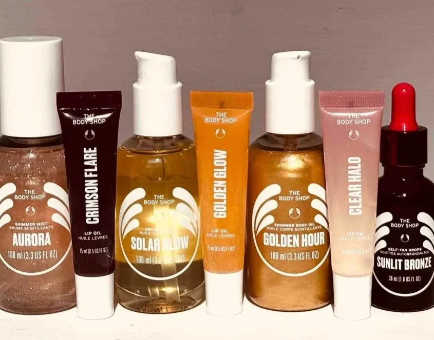 Fab Find of the Week: @thebodyshop shimmery summer collection ✨🌞

The Body Shop are SO back in the room, with this shimmery, summery line-up. Seven products. ALL, WITHOUT EXCEPTION, FAB! (Yup. Shouty capitals, there.)

🌟 Aurora Shimmer Body Mist/&p