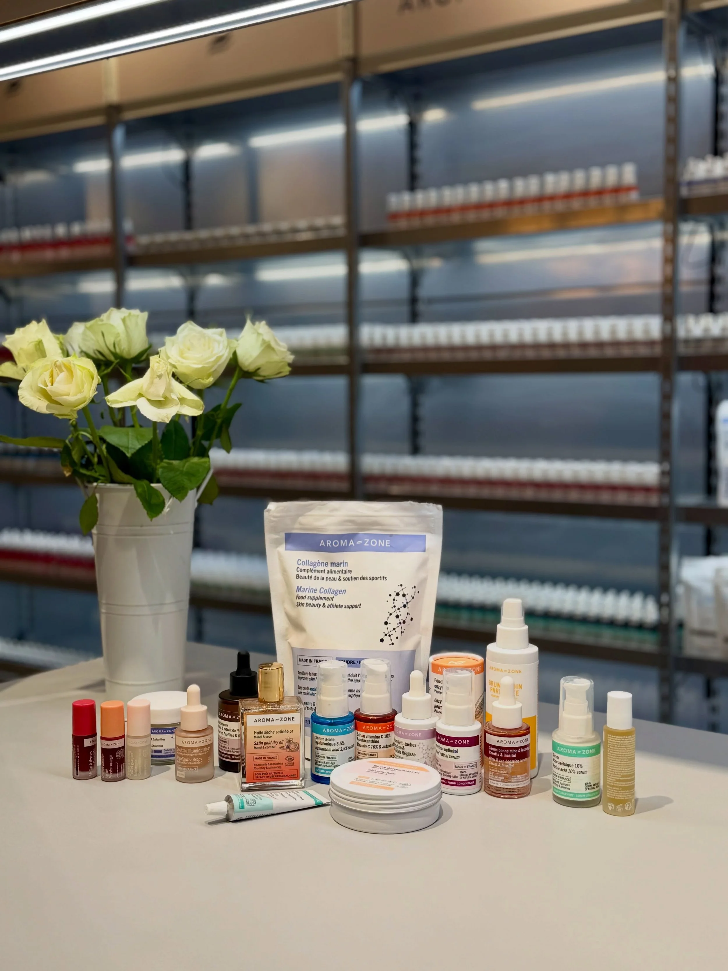 Head over to beautybible.com to join us in exploring this extraordinary store @westfieldlondon - here&rsquo;s just a taster of why we&rsquo;ve featured it in &lsquo;Shops We Love&rsquo;, because we really do!

@aromazone_uk is HUGE in France, but onl