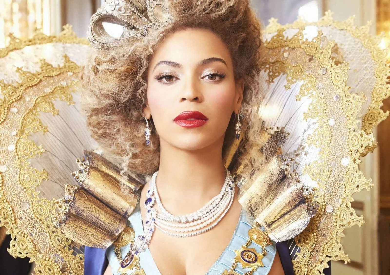 Beyonce Queen.jpg