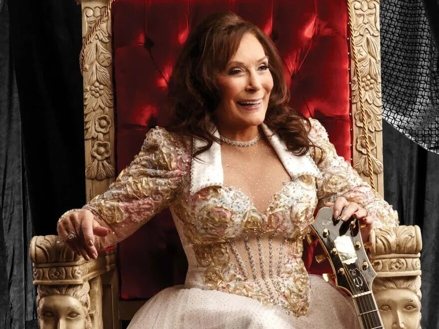 Loretta the Queen - Stagione n.9, piuntata n.4