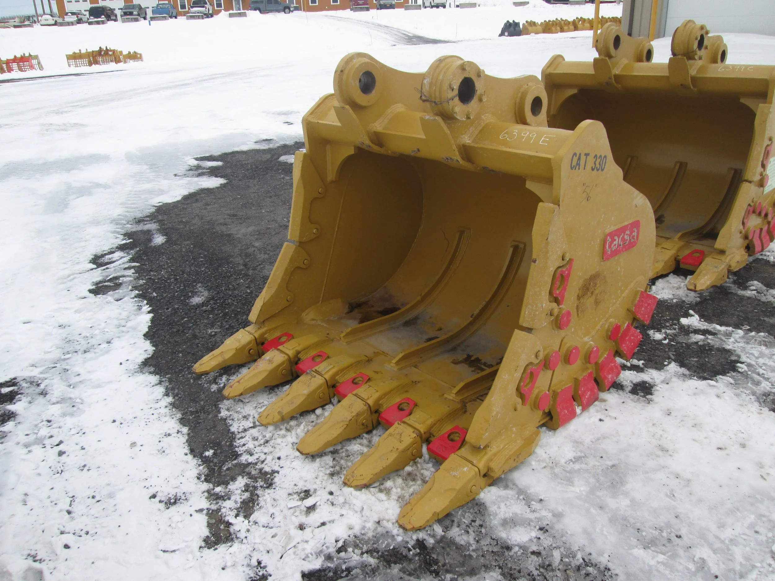 #399E- 56" New EMAQ/HD Tooth Bucket CAT330, 336, 340 - REGULAR PRICE $4,672.50 CASH OR WIRE TRANSFER PRICE IS (SALE)