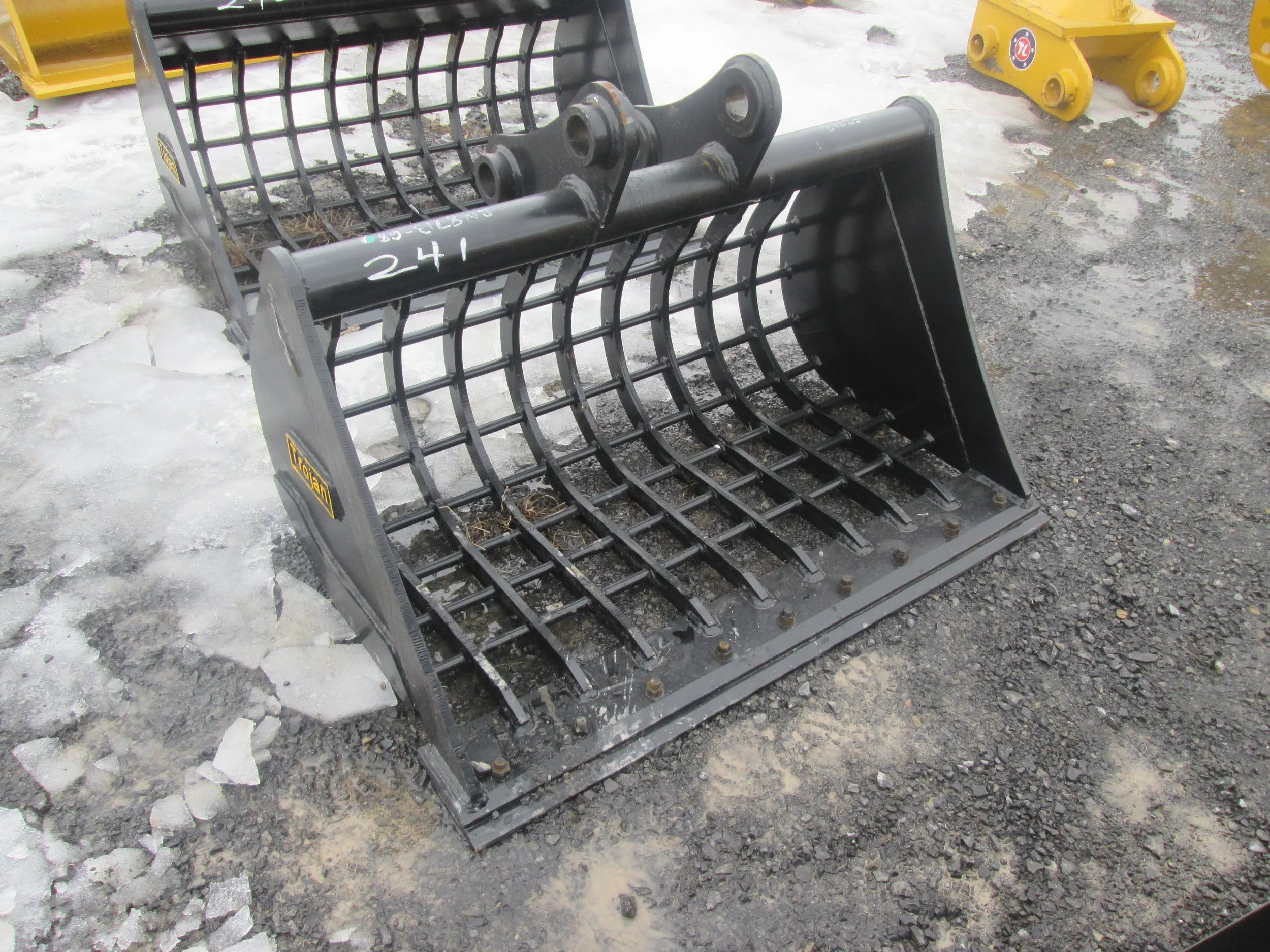 #2564 - New 48" DE/Trojan Skeleton Ditching Bucket Cat 307D, Linkbelt 75, John Deere JD75 - REGULAR PRICE $2,079 CASH OR WIRE TRANSFER PRICE IS (SALE)