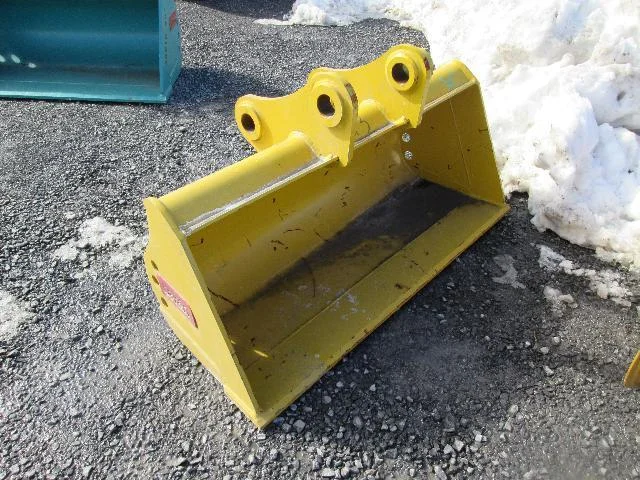 0551 Teran 60in Ditching Bucket (02.24.16).JPG