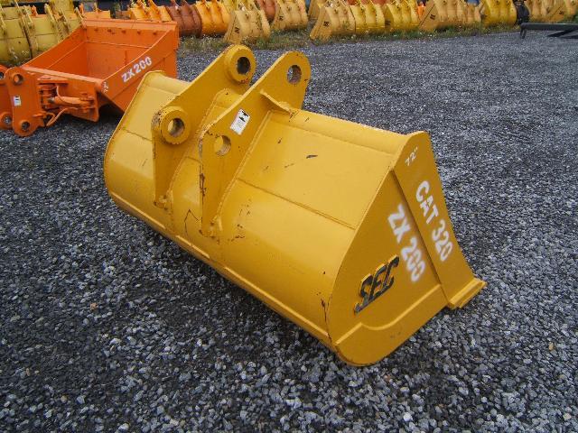 9587 72in Ditching Bucket a.JPG