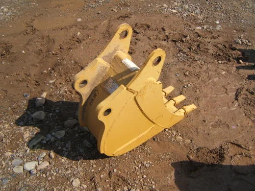 1510 12in Backhoe Tooth Bucket.JPG
