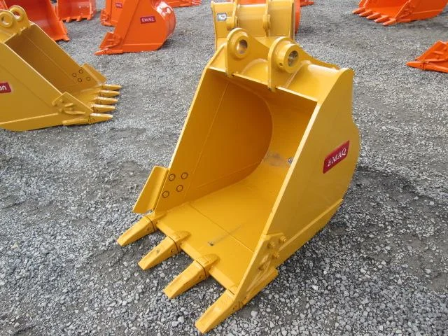 1279 30in EMAQ Tooth Bucket(07.24.15).JPG