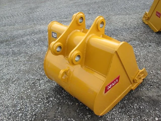 1289 39in EMAQ Tooth Bucket(07.24.15) a.JPG