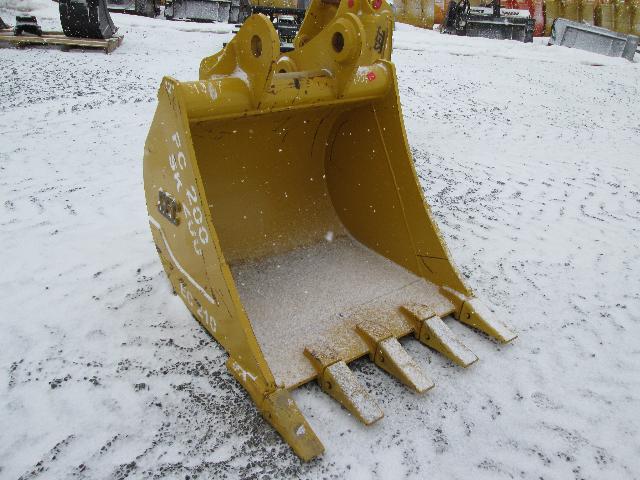 7823 42in Tooth Bucket (02.24.14).JPG