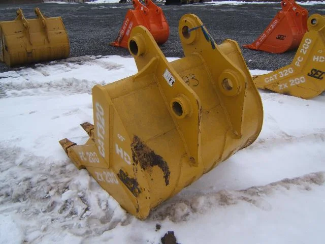 0086 45in. Tooth Bucket (2.25.13).JPG