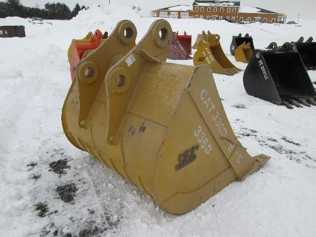 6499 SEC 60in Tooth Bucket (02.14.14).JPG