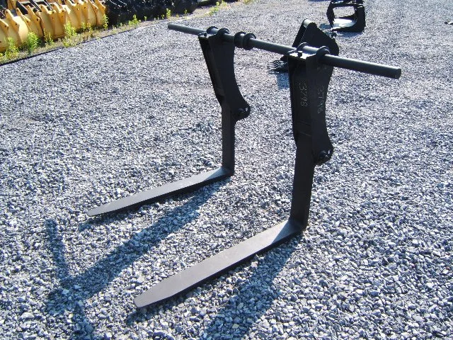 3798 43in Backhoe Loader Forks a.jpg