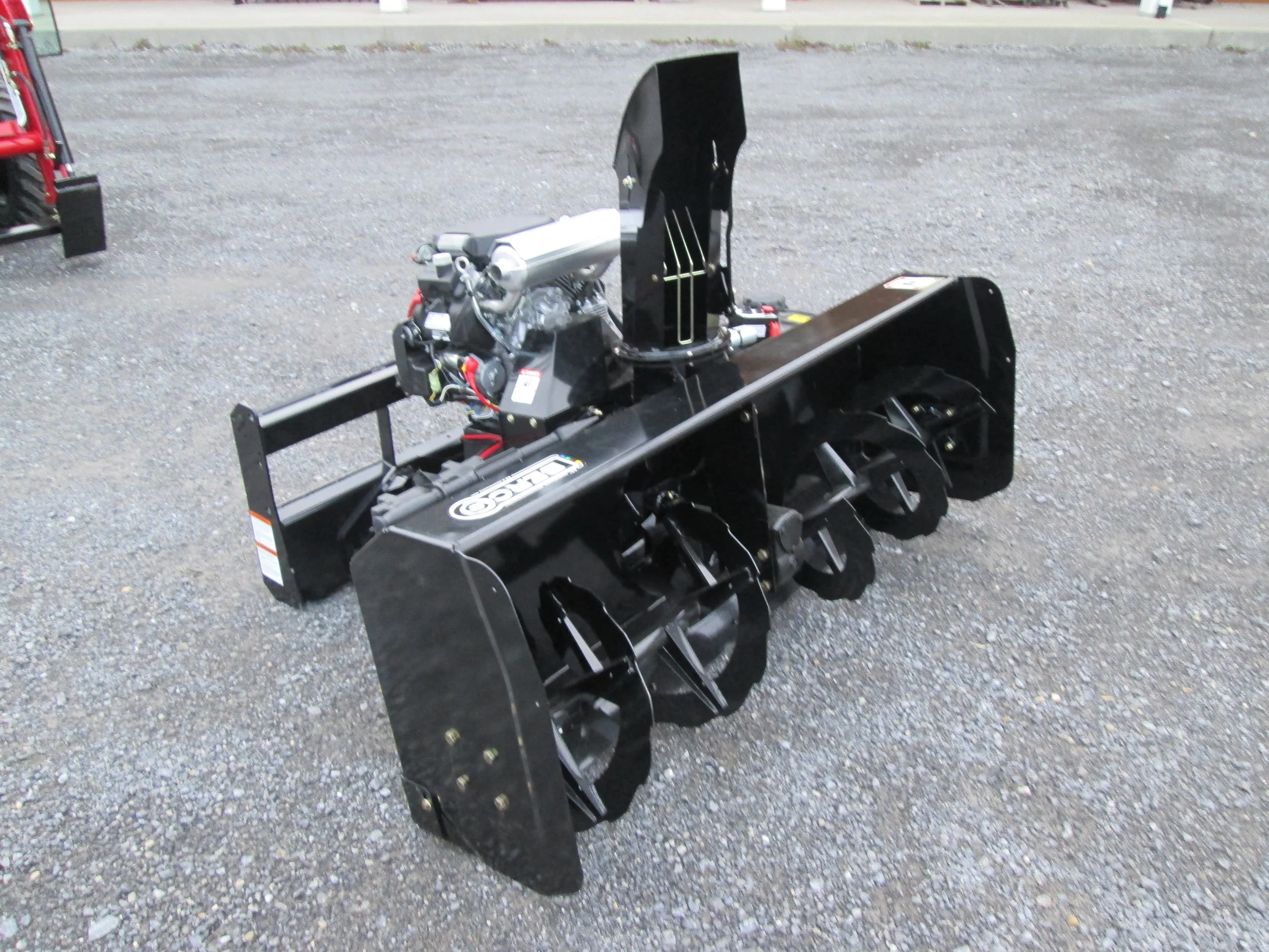 3283 66 in. Snow Blower TYM, Compact Tractor Skid Steer(12.10.2017)  a.JPG