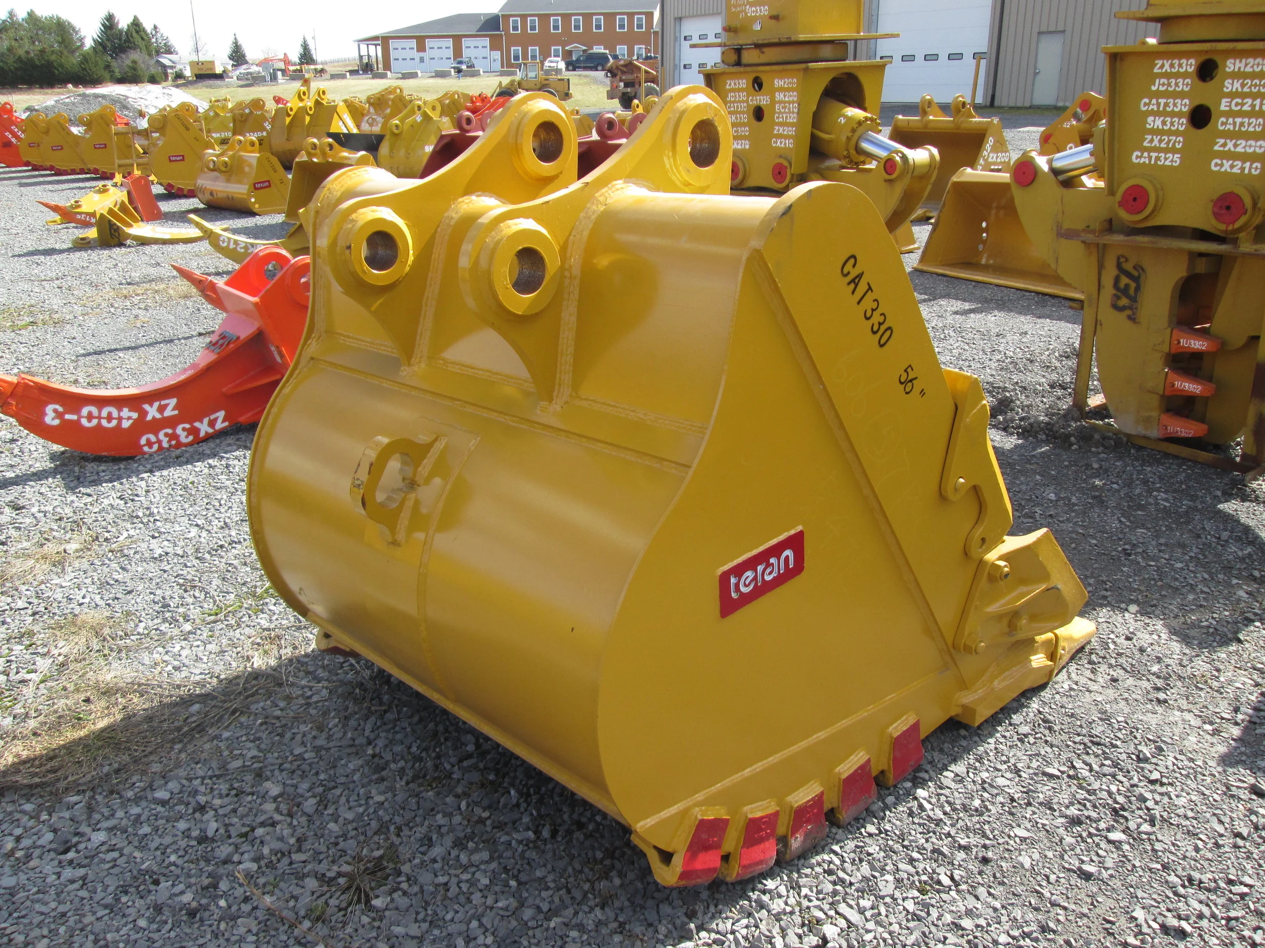 6086 EMAQ 56in HD Tooth Bucket (2.26.2018) a.JPG