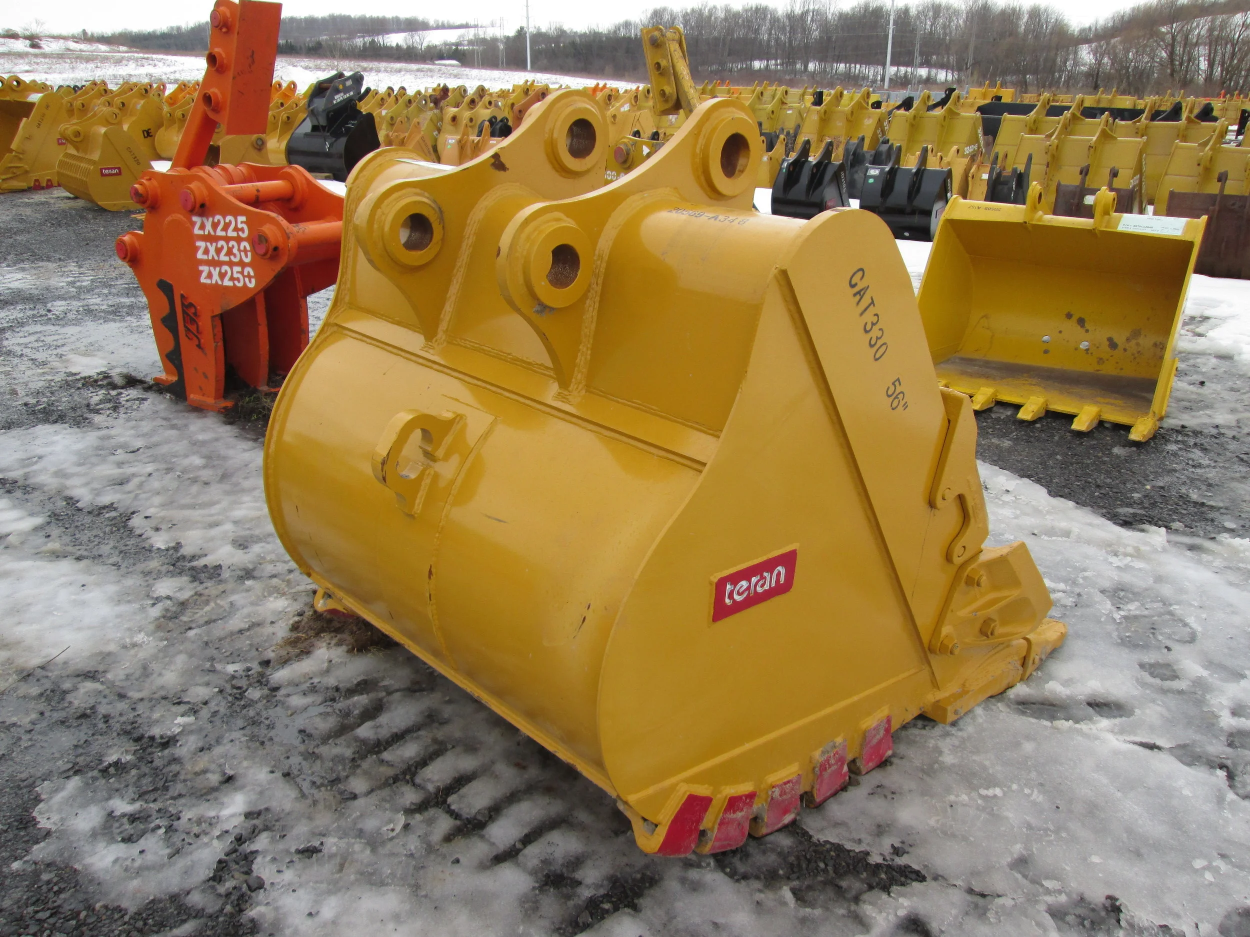 2510 EMAQ 56in Tooth Bucket (2.15.2019) a.JPG