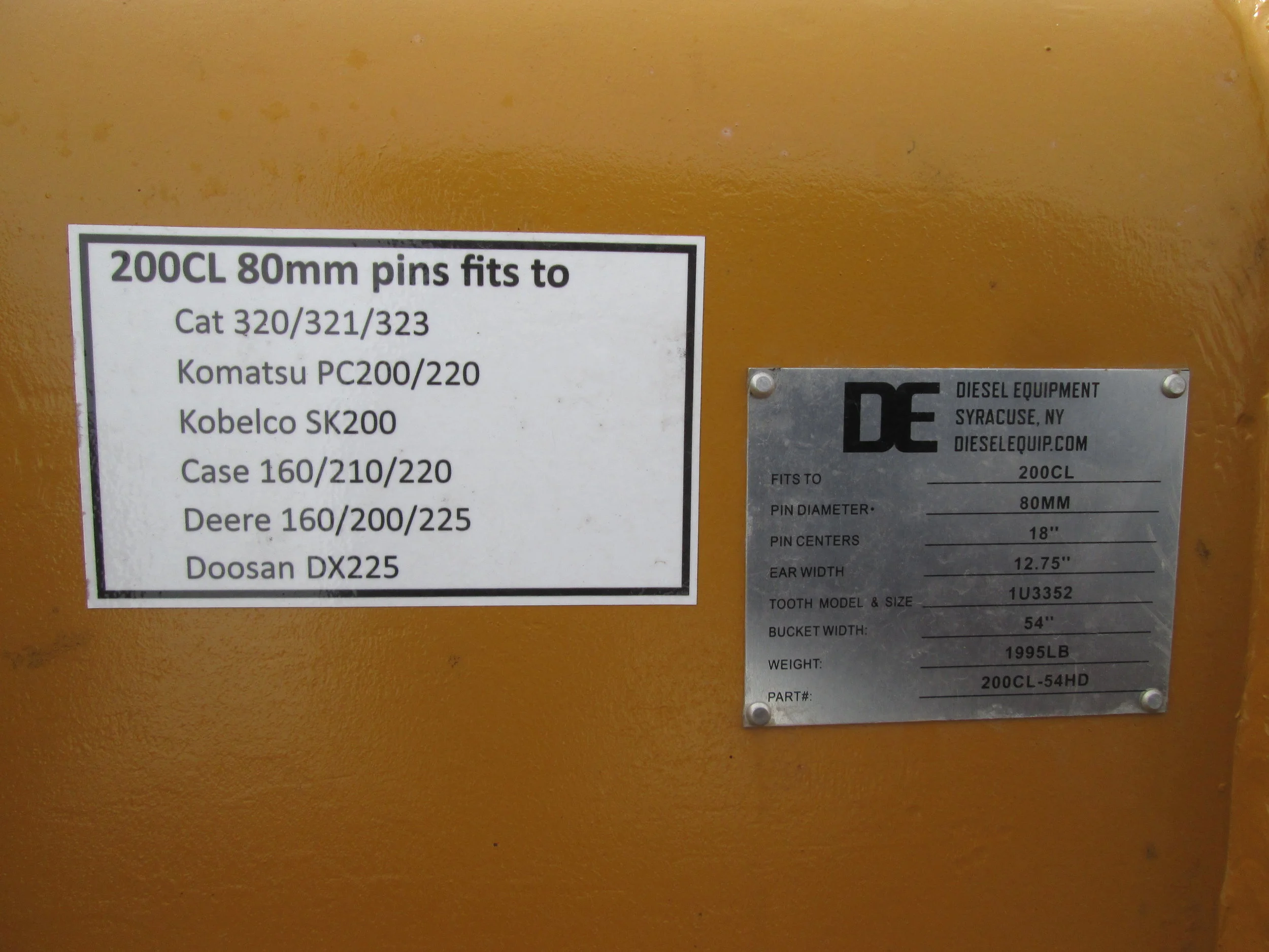 8299 DE 54in Tooth Bucket (2.23.2019) b.JPG