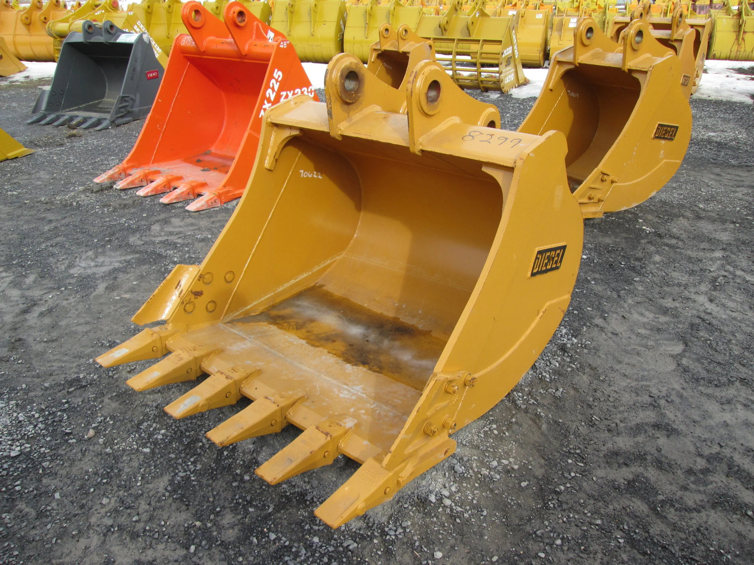8299 DE 54in Tooth Bucket (2.23.2019).JPG