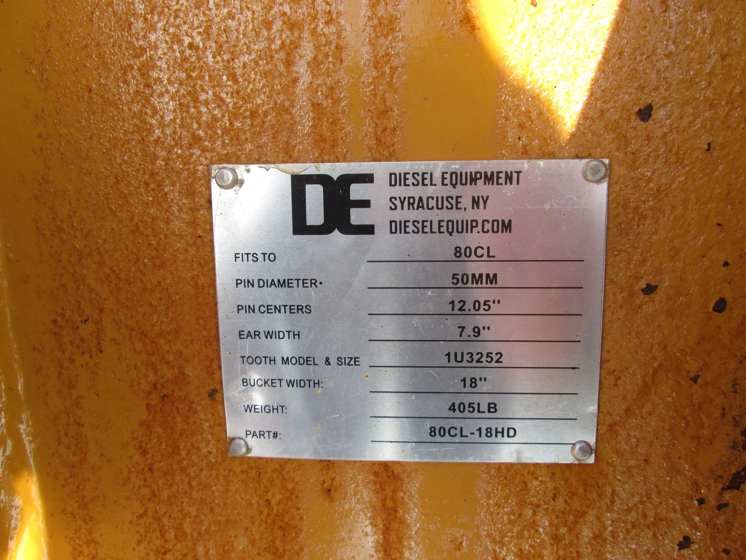 8718+DE+18in+Tooth+Bucket+%283.20.19%29+b.jpg