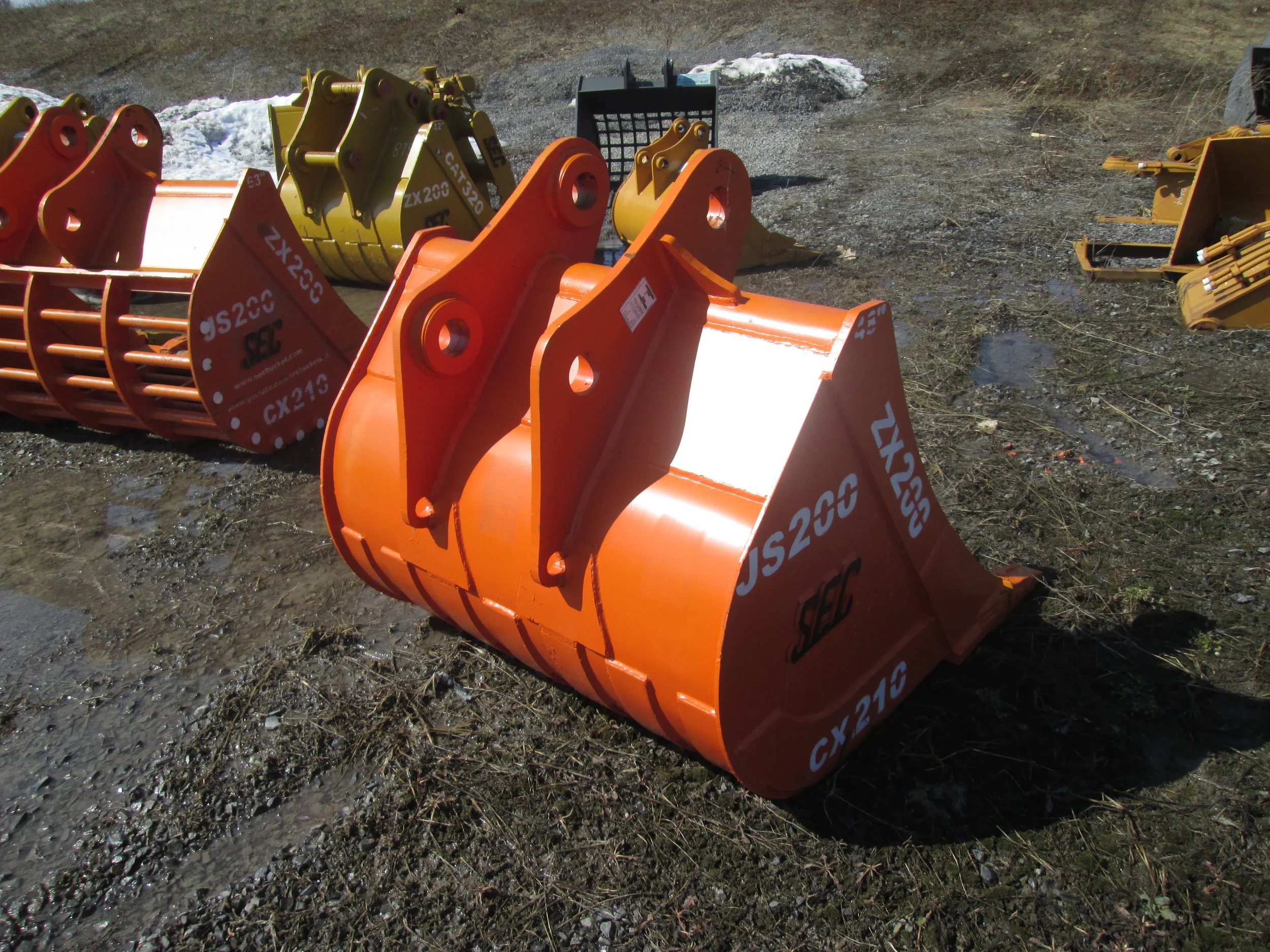 6744 SEC 48in Tooth Bucket (3.20.19) a.JPG