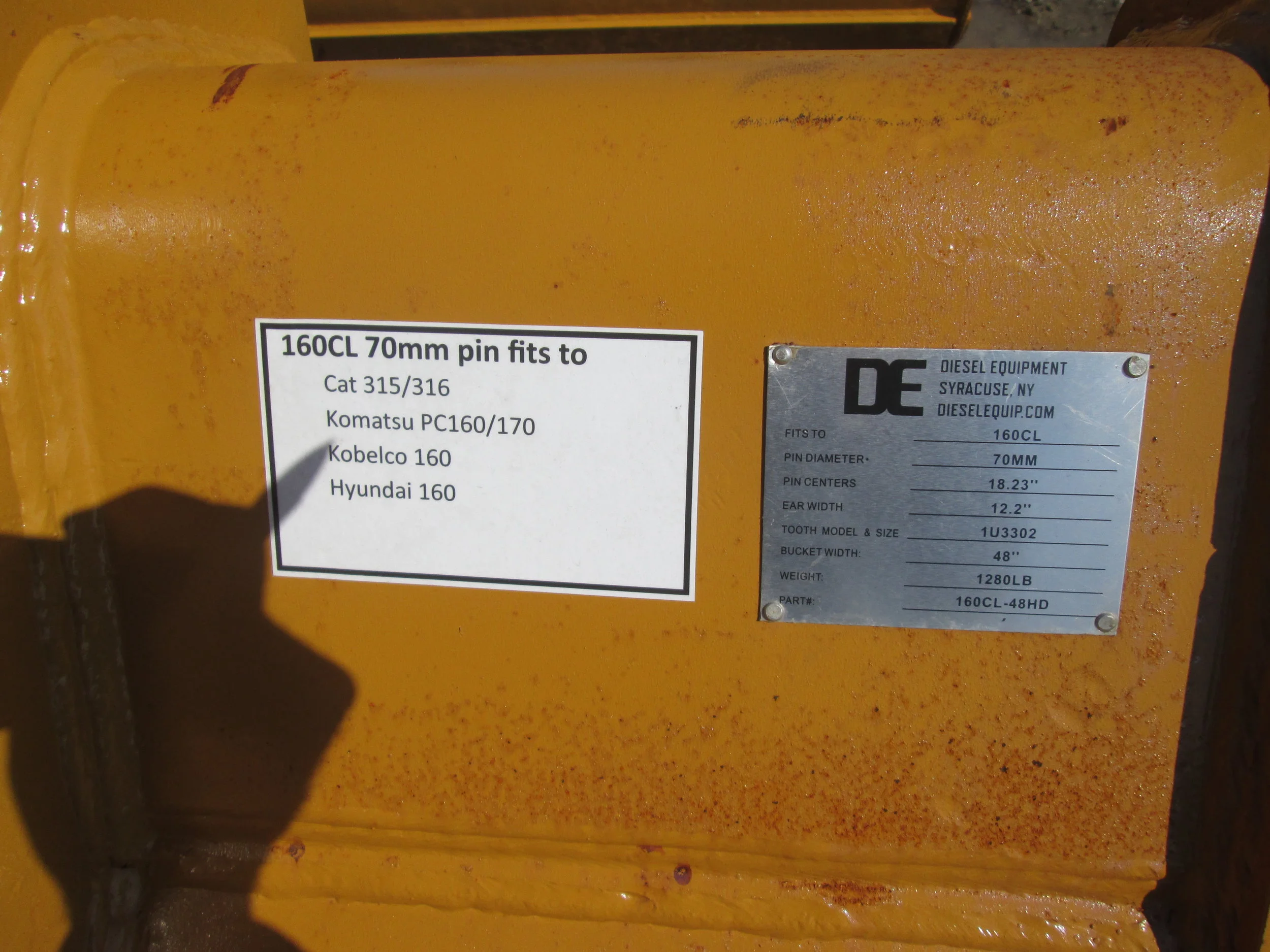 7816 DE 48in Tooth Bucket (3.20.19)  b.JPG