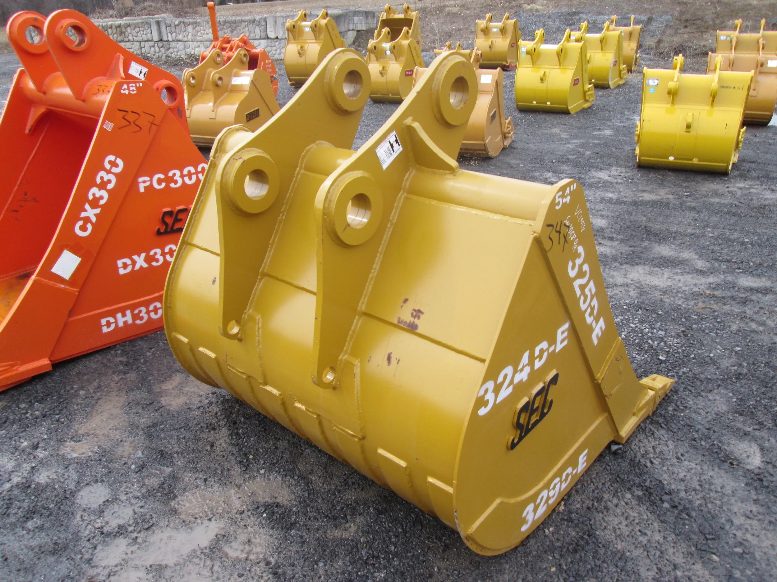 6745 SEC 54in Tooth Bucket (3.21.19) a.JPG