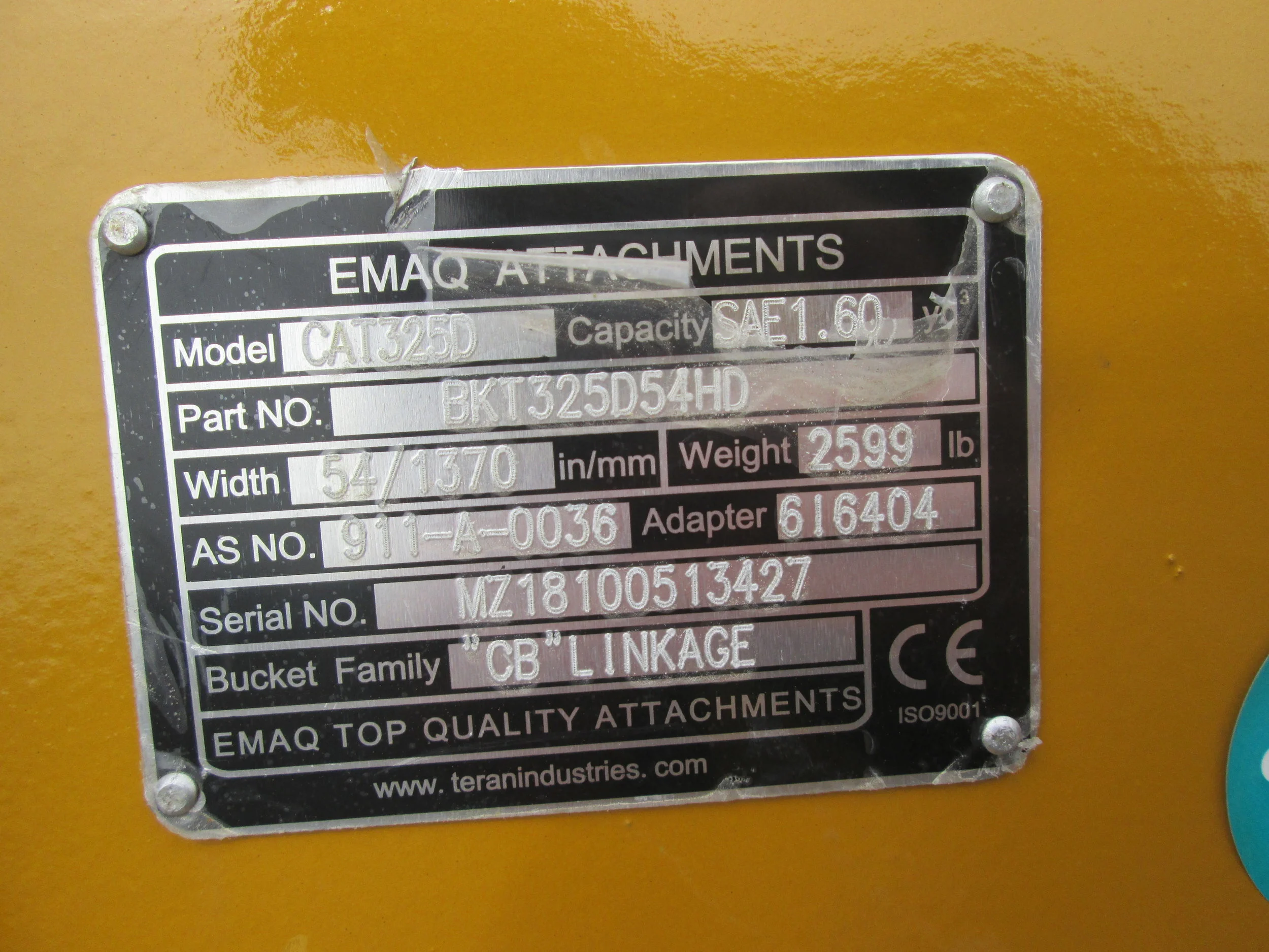 3427 EMAQ 54 HD Tooth Bucket(4.16.19) b.JPG