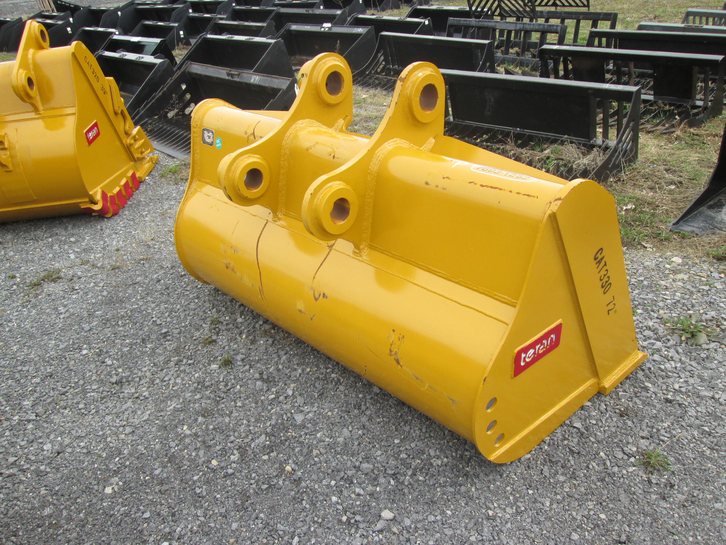 2890 EMAQ 72in DItch Bucket (04.16.19) a.JPG