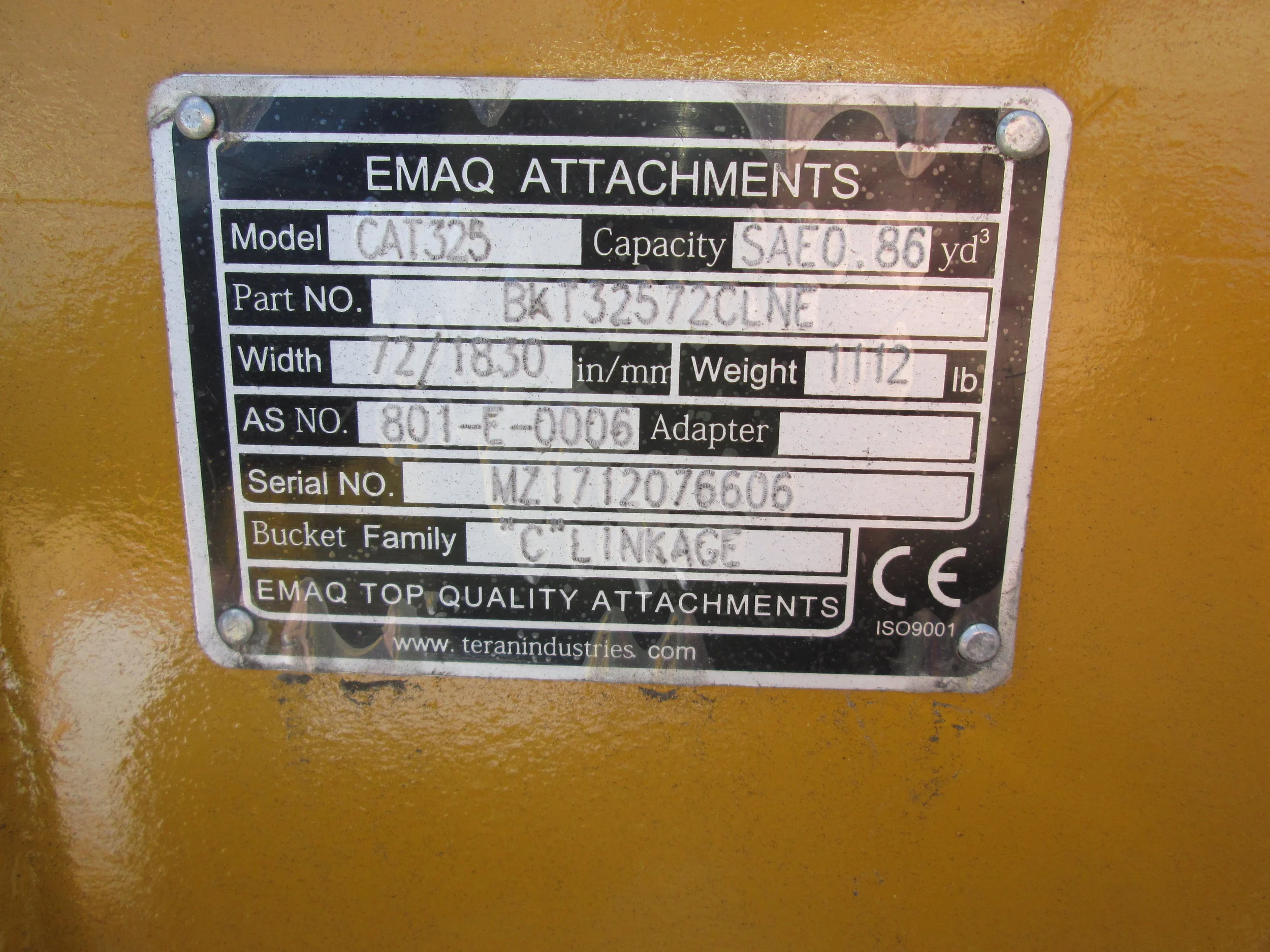 6606 EMAQ 72in Ditching Bucket (2.26.2018) b.JPG