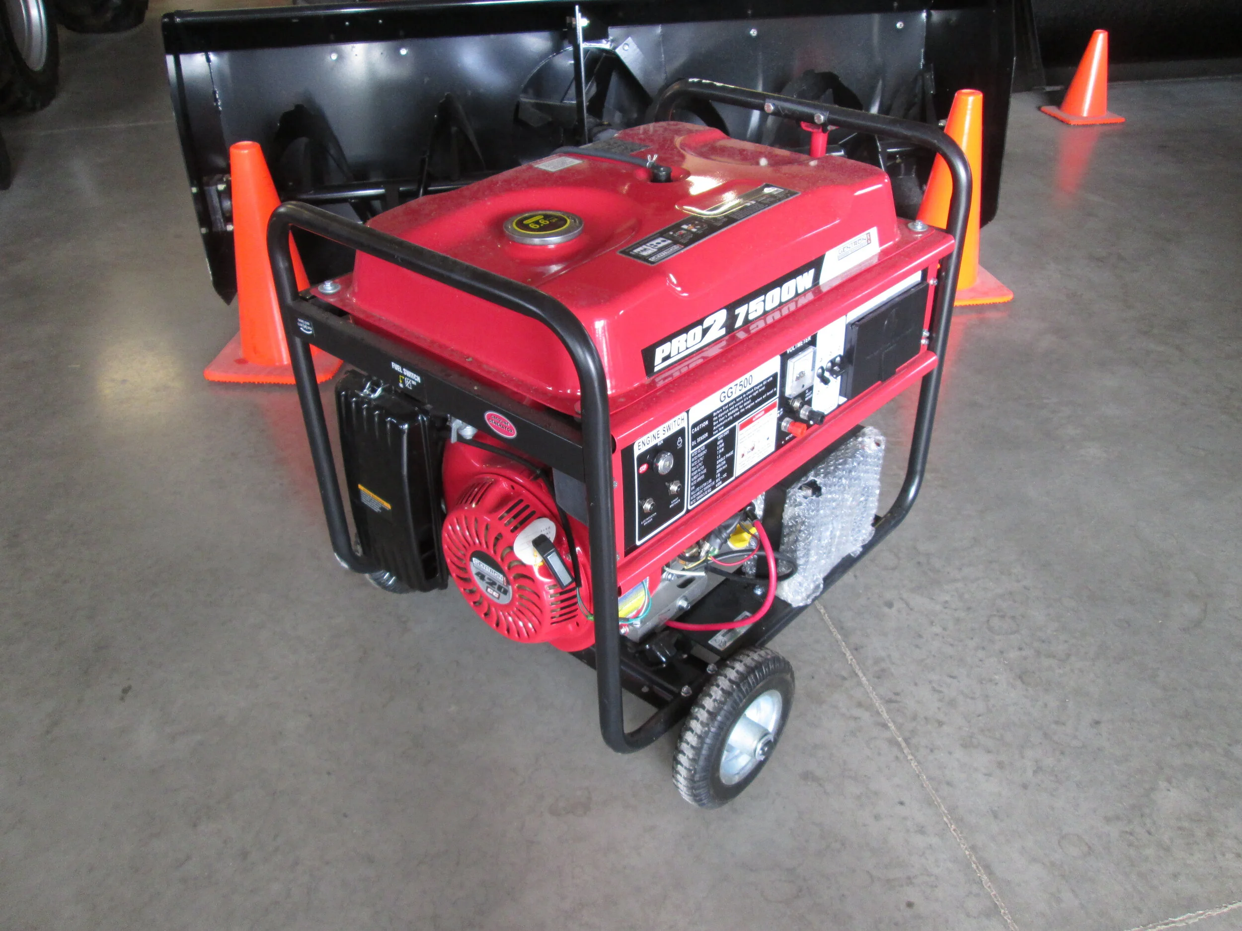 1616 Gentron Pro 2 7500W Generator (09.26.19) a.JPG