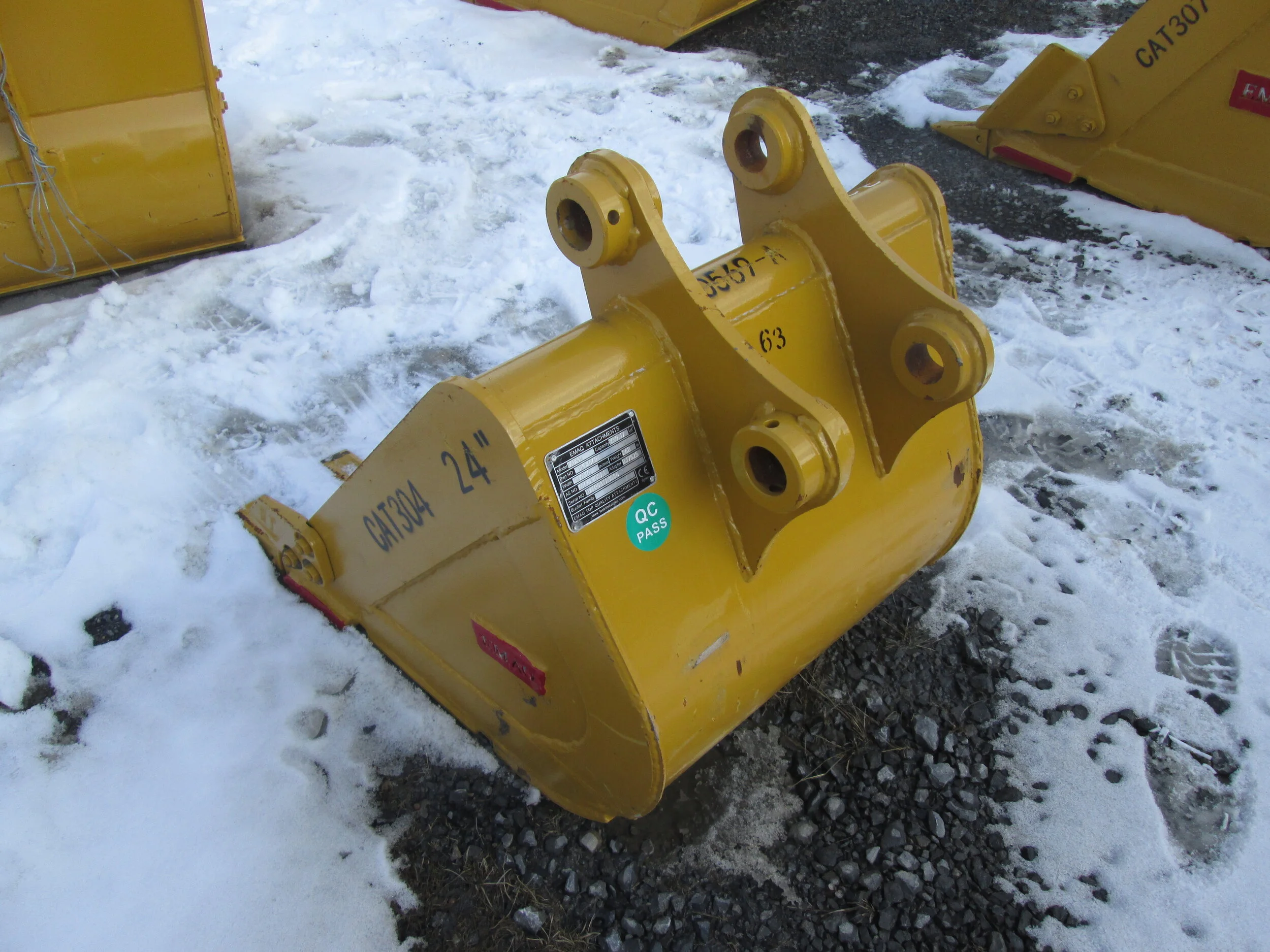 Tooth Buckets 21” 39” — Carroll Equipment Syracuse's Best Place For