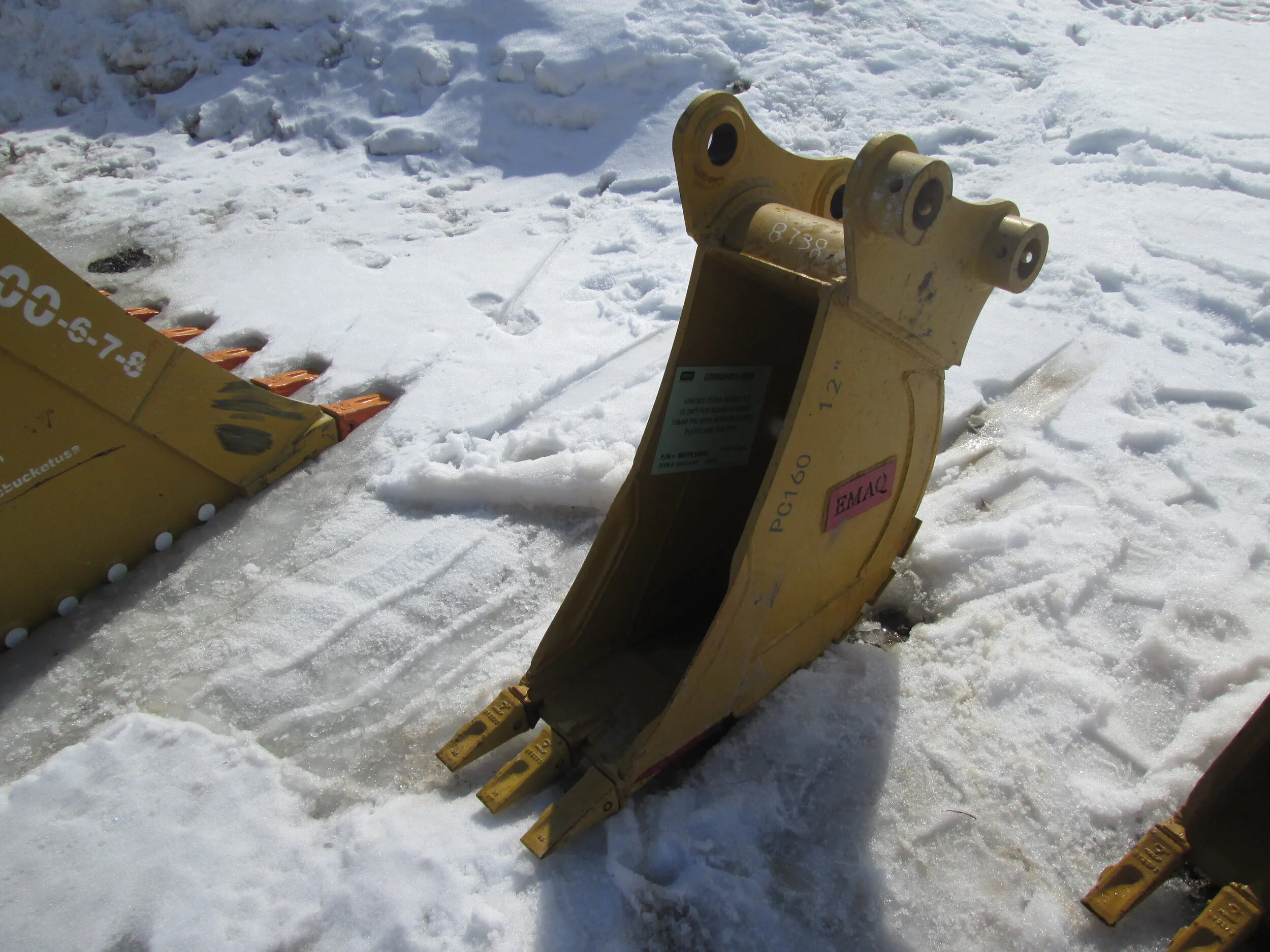 3805 a.JPG