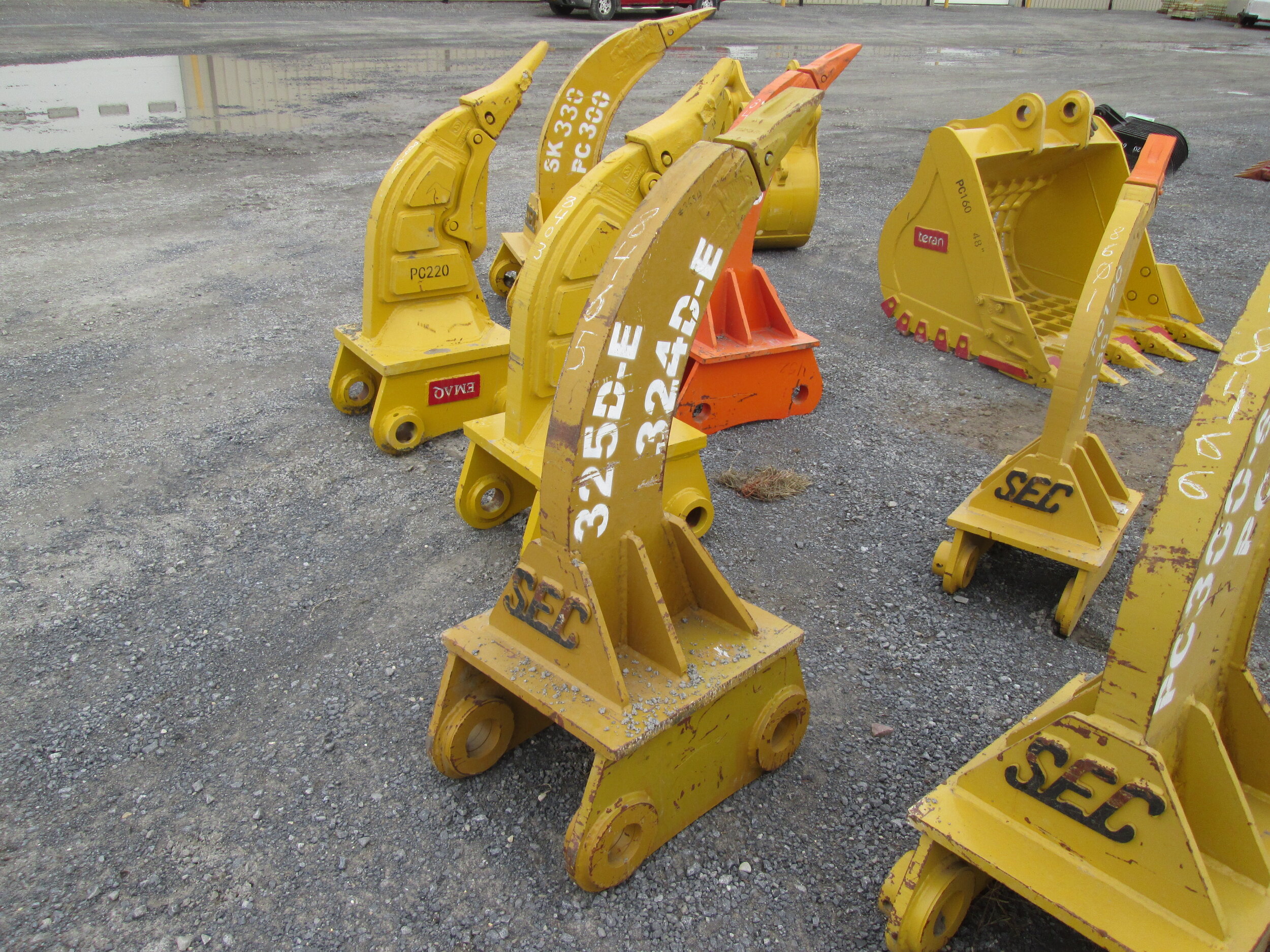 #6425- NEW SEC Ripper CAT325D, Kobelco SK220 — Carroll Equipment - CNY ...