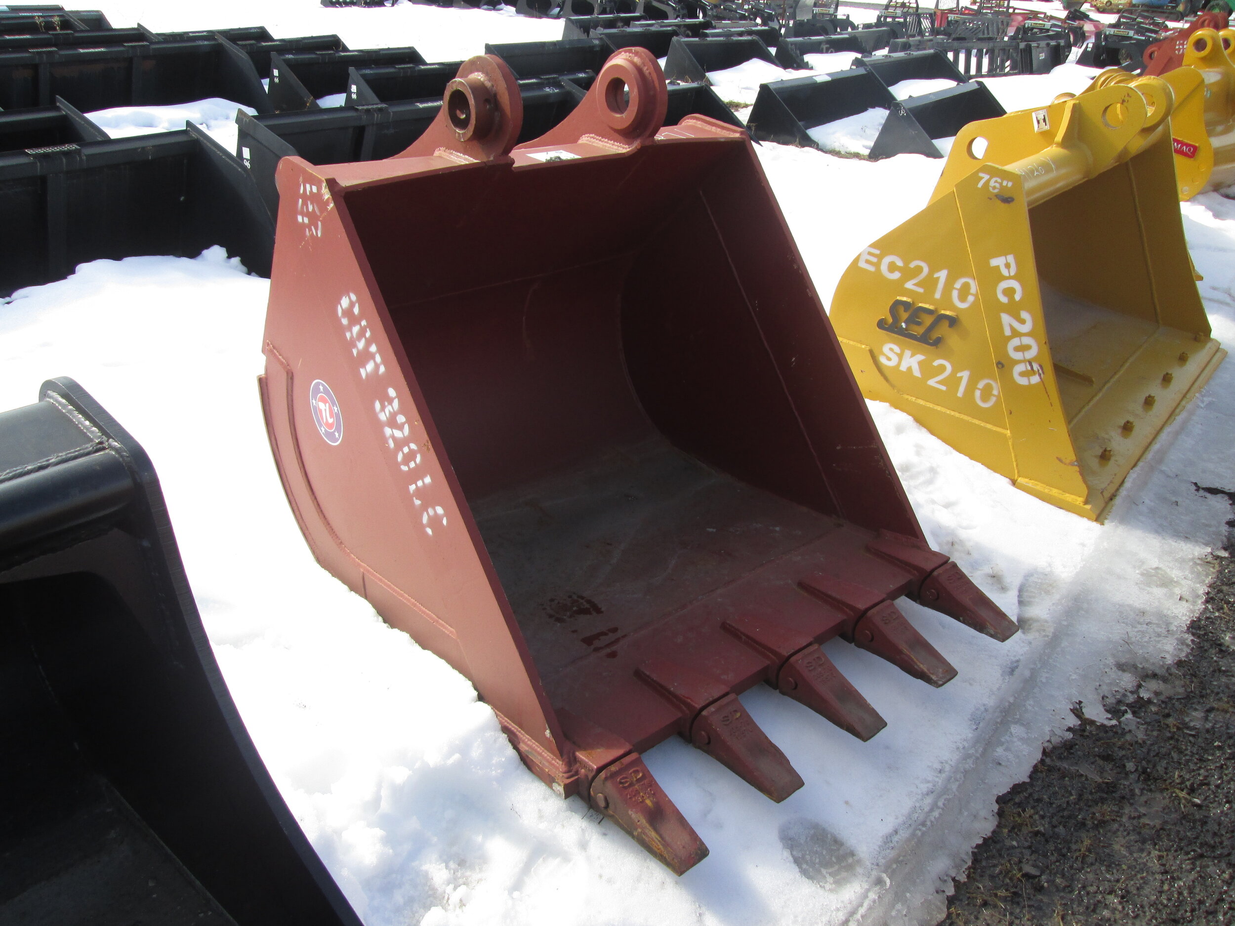 #9163- New 45"  TL Tooth Bucket CAT318, Hitachi, John Deer 150 - REGULAR PRICE $3,148.95 CASH OR WIRE TRANSFER PRICE IS