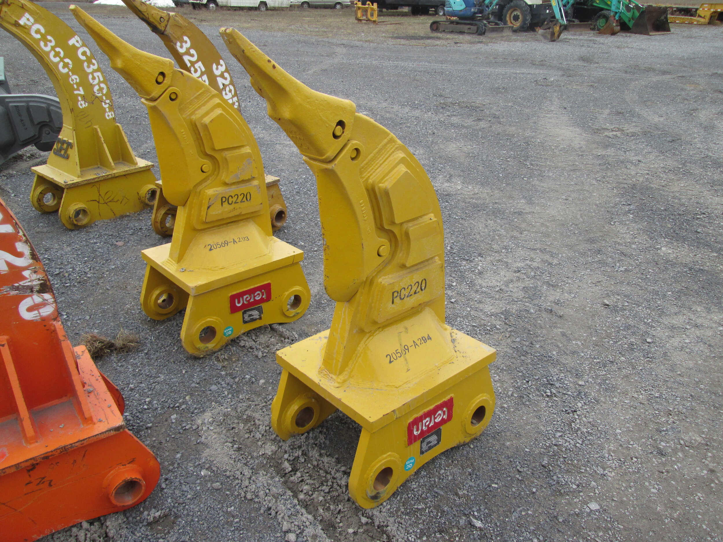 #3852- NEW EMAQ Ripper Komatsu PC200, Kobelco SK200  - REGULAR PRICE $4,723.95 CASH OR WIRE TRANSFER PRICE IS