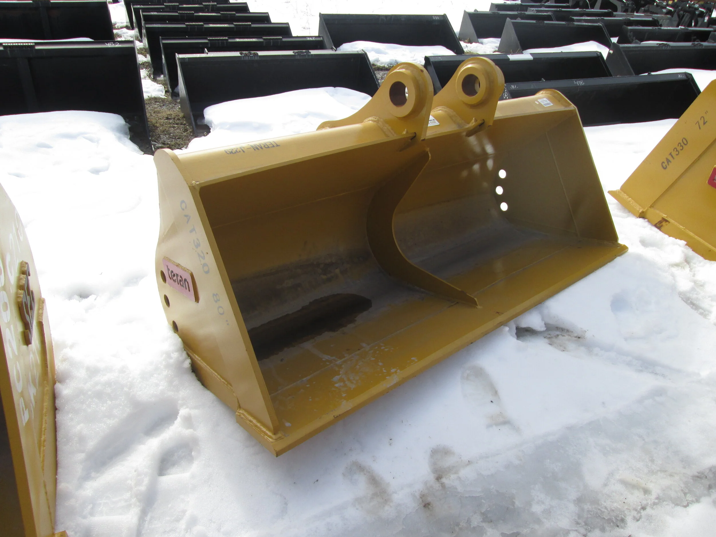 #4212- New 80" EMAQ Ditching Bucket CAT 320-323 Hitachi John Deere 150-200 REGULAR PRICE $6,298.95 CASH OR WIRE TRANSFER PRICE IS